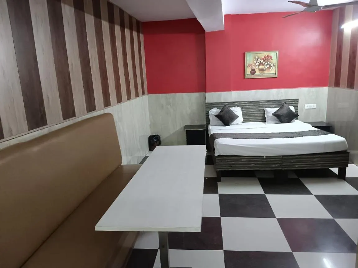 ***  Hotel The Glory New Delhi India